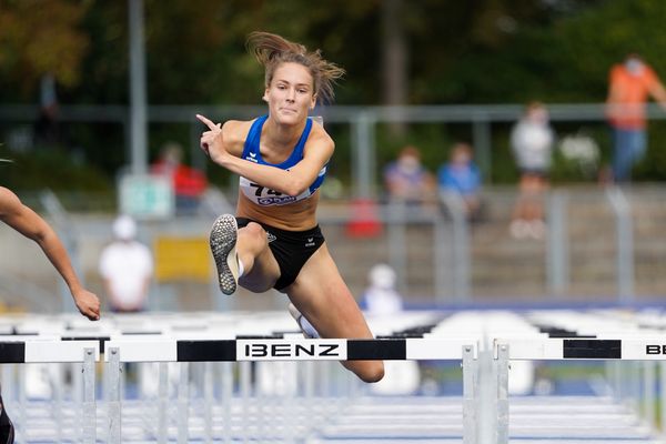 Lucy Seute (MTV Tostedt) ueber 100m Huerden am 06.09.2020 waehrend den deutschen Leichtathletik-Jugendmeisterschaften im Frankenstadion in Heilbronn (Tag 3)