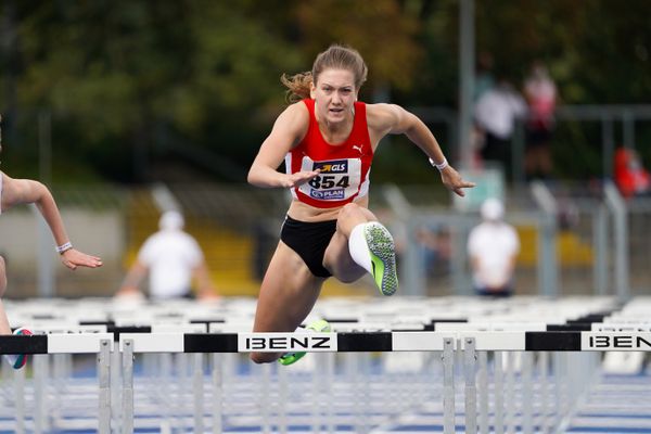 Lily Louisa Wildhagen (TKJ Sarstedt) am 06.09.2020 waehrend den deutschen Leichtathletik-Jugendmeisterschaften im Frankenstadion in Heilbronn (Tag 3)