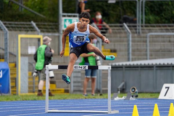 Jason Gordon (OTB Osnabrueck) im 400m Huerden Finale am 06.09.2020 waehrend den deutschen Leichtathletik-Jugendmeisterschaften im Frankenstadion in Heilbronn (Tag 3)