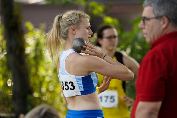 Laura Groenniger (SV Germania Twist) beim Kugelstossen am 12.09.2020 waehrend den niedersaechsischen Leichtathletik-Landesmeisterschaften im Erika-Fisch-Stadion in Hannover (Tag 1)