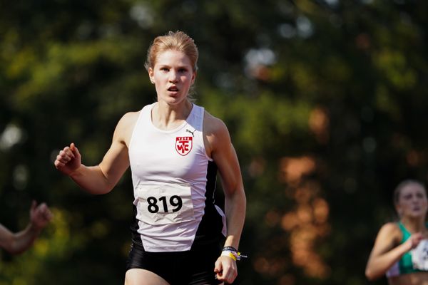 Talea Prepens (TV Cloppenburg) gewinnt die 100m der Frauen am 12.09.2020 waehrend den niedersaechsischen Leichtathletik-Landesmeisterschaften im Erika-Fisch-Stadion in Hannover (Tag 1)