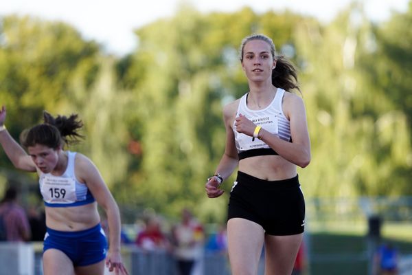 Nele Mueller (LAV Zeven) ueber 100m am 19.09.2020 waehrend den niedersaechsischen Leichtathletik-Landesmeisterschaften U18/U20 im Stadion am Marschweg in Oldenburg (Tag 1)