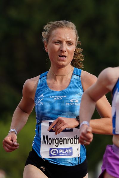 Carla Morgenroth (LAC Olympia 88 Berlin) am 01.05.2021 waehrend der Deutschen Meisterschaften Langstrecke im Otto-Schott-Sportzentrum in Mainz