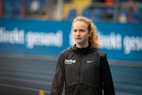 Xenia Krebs (VfL Loeningen) vor dem 800m Finale am 06.06.2021 waehrend den deutschen Leichtathletik-Meisterschaften 2021 im Eintracht-Stadion in Braunschweig