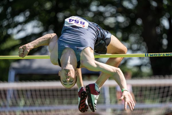 André Duesterhoeft (LG Buende-Loehne) am 19.06.2021 waehrend den NLV + BLV Landesmeisterschaften im Jahnstadion in Göttingen