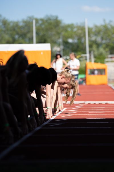 Impression - Start 100m am 19.06.2021 waehrend den NLV + BLV Landesmeisterschaften im Jahnstadion in Göttingen