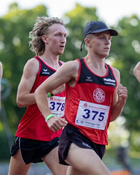 Felix Nadeborn (LG Osnabrueck) und David Brecht (Braunschweiger Laufclub) am 19.06.2021 waehrend den NLV + BLV Landesmeisterschaften im Jahnstadion in Göttingen