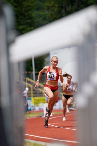 Svenja Pape (VfL Eintracht Hannover) im 400m Vorlauf auf Bahn 6 am 26.06.2021 waehrend den deutschen U23 Leichtathletik-Meisterschaften 2021 im Stadion Oberwerth in Koblenz