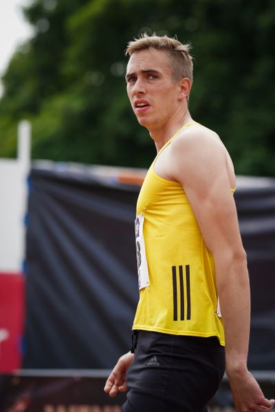 Luis Oberbeck (LG Goettingen) vor dem 400m Vorlauf am 26.06.2021 waehrend den deutschen U23 Leichtathletik-Meisterschaften 2021 im Stadion Oberwerth in Koblenz