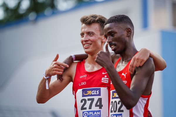 Elias Schreml (LG Olympia Dortmund) und Yassin Mohumed (LG Olympia Dortmund) am 26.06.2021 waehrend den deutschen U23 Leichtathletik-Meisterschaften 2021 im Stadion Oberwerth in Koblenz