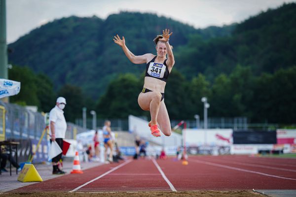 Kira Wittmann (LG Goettingen) im Dreisprung am 26.06.2021 waehrend den deutschen U23 Leichtathletik-Meisterschaften 2021 im Stadion Oberwerth in Koblenz