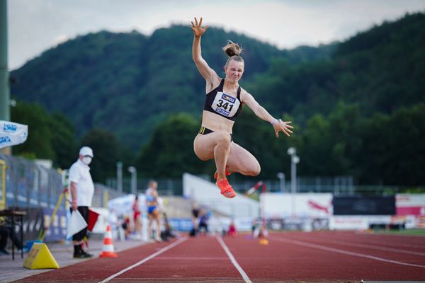 Kira Wittmann (LG Goettingen) im Dreisprung am 26.06.2021 waehrend den deutschen U23 Leichtathletik-Meisterschaften 2021 im Stadion Oberwerth in Koblenz