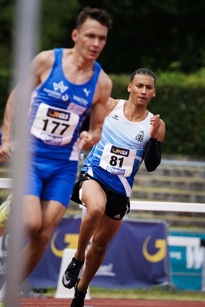 Jordan Gordon (OTB Osnabrueck) im 400m Huerden Finale am 27.06.2021 waehrend den deutschen U23 Leichtathletik-Meisterschaften 2021 im Stadion Oberwerth in Koblenz