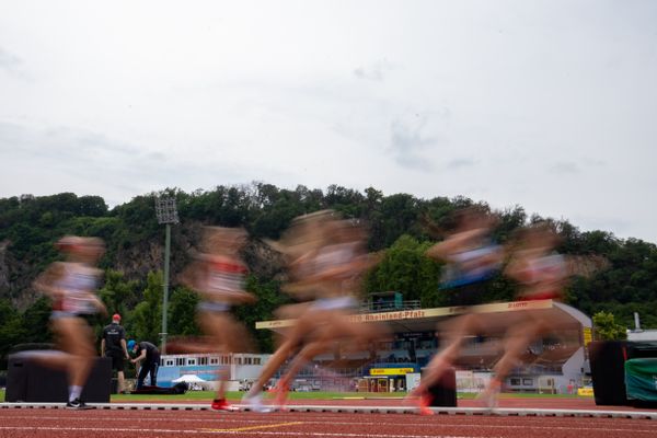 5000m Laeuferinnen am 27.06.2021 waehrend den deutschen U23 Leichtathletik-Meisterschaften 2021 im Stadion Oberwerth in Koblenz