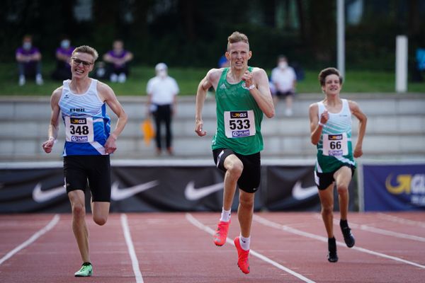 Louis Quarata (VfL Wolfsburg) ueber 400m am 30.07.2021 waehrend den deutschen Leichtathletik-Jugendmeisterschaften 2021 in Rostock