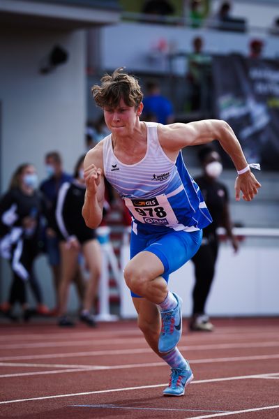 Samuel Werner (LG Nagoldtal) im 400m Vorlauf am 30.07.2021 waehrend den deutschen Leichtathletik-Jugendmeisterschaften 2021 in Rostock