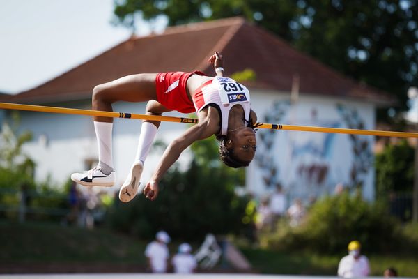 Blessing Enatoh (TSV Spandau 1860) im Hochsprung am 30.07.2021 waehrend den deutschen Leichtathletik-Jugendmeisterschaften 2021 in Rostock