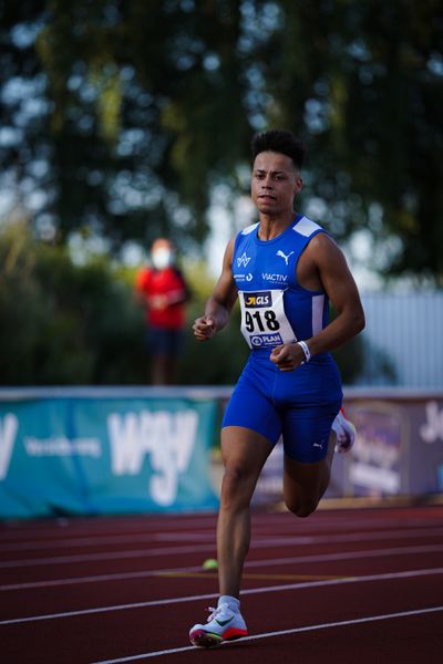 Felix Becker (TV Wattenscheid 01) ueber 5000m am 30.07.2021 waehrend den deutschen Leichtathletik-Jugendmeisterschaften 2021 in Rostock