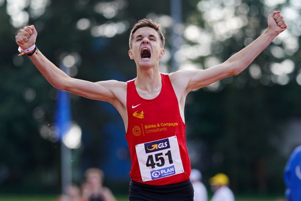 Deutscher Jugendmeister ueber 1500m Tim Kalies (Braunschweiger Laufclub) am 31.07.2021 waehrend den deutschen Leichtathletik-Jugendmeisterschaften 2021 in Rostock (Tag 2)