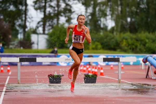 Lina Ebbinghaus (LG Olympia Dortmund) am 01.08.2021 waehrend den deutschen Leichtathletik-Jugendmeisterschaften 2021 in Rostock (Tag 3)