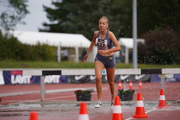 Sophie Hinrichs (VfL Loeningen) am 01.08.2021 waehrend den deutschen Leichtathletik-Jugendmeisterschaften 2021 in Rostock (Tag 3)