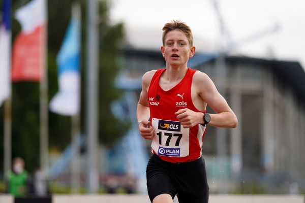 Maximilian Spielbauer (LAC Passau) am 01.08.2021 waehrend den deutschen Leichtathletik-Jugendmeisterschaften 2021 in Rostock (Tag 3)