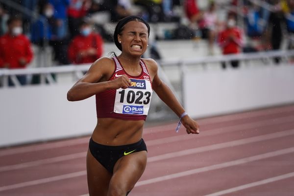 Laura Raquel Mueller (Unterlaender LG) am 01.08.2021 waehrend den deutschen Leichtathletik-Jugendmeisterschaften 2021 in Rostock (Tag 3)