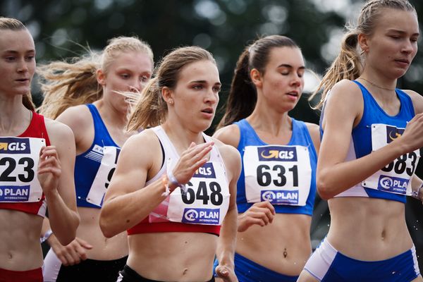 Lucia Sturm (TSV Moselfeuer Lehmen) am 01.08.2021 waehrend den deutschen Leichtathletik-Jugendmeisterschaften 2021 in Rostock (Tag 3)