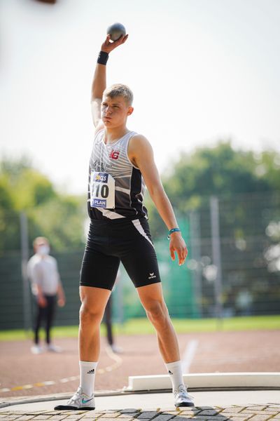 Emanuel Molleker (LG Filder) beim Kugelstossen am 21.08.2021 bei den Deutschen Meisterschaften Mehrkampf im Auestadion in Wesel (Tag 2)