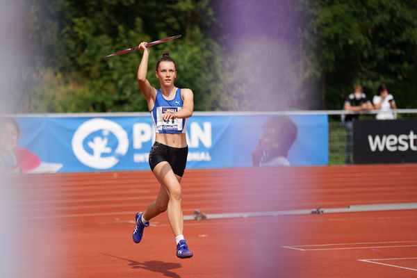 Jenna Fee Feyerabend (TV Gross-Gerau) beim Speerwurf am 21.08.2021 bei den Deutschen Meisterschaften Mehrkampf im Auestadion in Wesel (Tag 2)