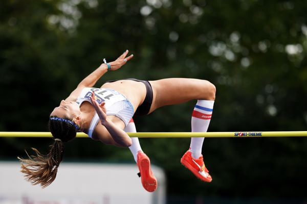 Anna-Lena Obermaier (LG TELIS FINANZ Regensburg) im Hochsprung am 21.08.2021 bei den Deutschen Meisterschaften Mehrkampf im Auestadion in Wesel (Tag 2)
