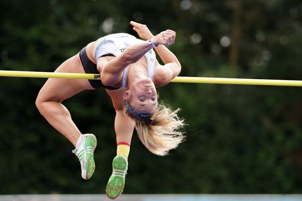 Isabel Mayer (LG TELIS FINANZ Regensburg) im Hochsprung am 21.08.2021 bei den Deutschen Meisterschaften Mehrkampf im Auestadion in Wesel (Tag 2)