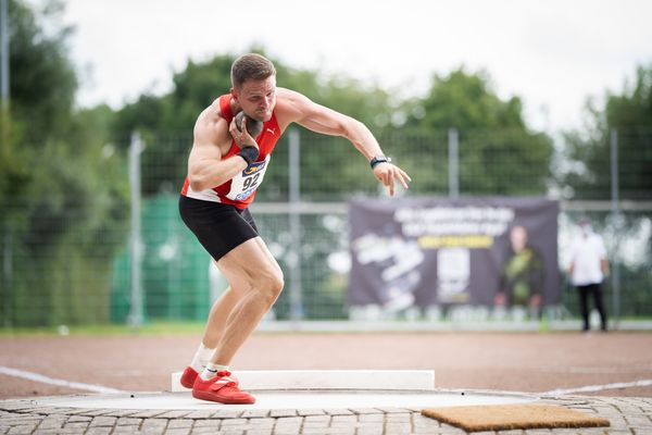 Nils Kruse (LG Region Karlsruhe) beim Kugelstossen am 21.08.2021 bei den Deutschen Meisterschaften Mehrkampf im Auestadion in Wesel (Tag 2)