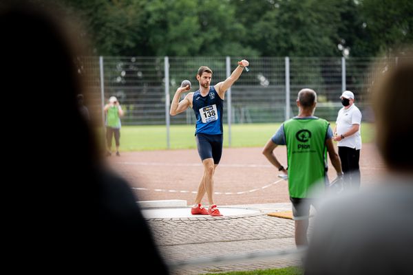 Jan Ruhrmann (LAV Bayer Uerdingen/Dormagen) beim Kugelstossen am 21.08.2021 bei den Deutschen Meisterschaften Mehrkampf im Auestadion in Wesel (Tag 2)