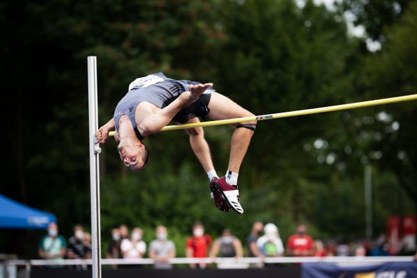 André Duesterhoeft (LG Buende-Loehne) beim Hochsprung am 21.08.2021 bei den Deutschen Meisterschaften Mehrkampf im Auestadion in Wesel (Tag 2)