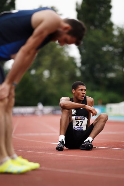 Malik Diakité (Hannover 96) nach den 400m am 21.08.2021 bei den Deutschen Meisterschaften Mehrkampf im Auestadion in Wesel (Tag 2)