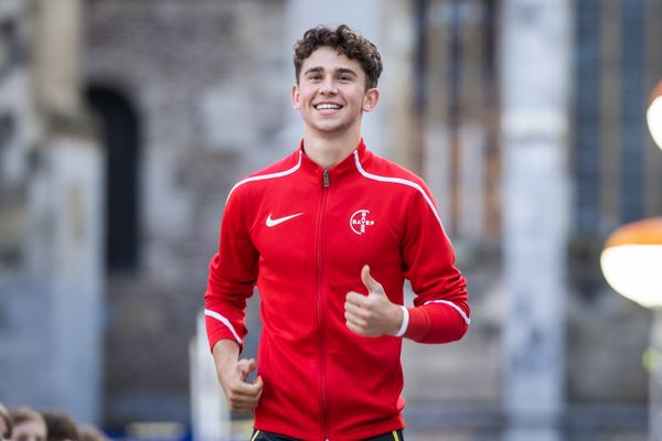 Luke Zenker (TSV Bayer 04 Leverkusen) am 22.09.2021 beim NetAachen-Domspringen 2021 auf dem Katschhof in Aachen