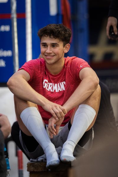 Luke Zenker (TSV Bayer 04 Leverkusen) am 22.09.2021 beim NetAachen-Domspringen 2021 auf dem Katschhof in Aachen