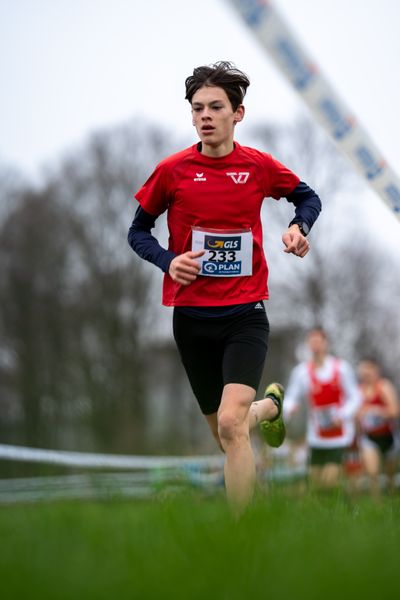 Moritz Klein (TV Dillenburg) am 18.12.2021 waehrend der deutschen Cross Meisterschaft 2021 in Sonsbeck