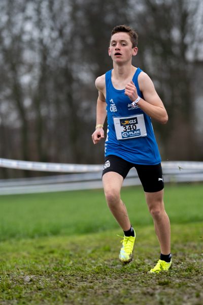 Jakob Poeling (OTB Osnabrueck) am 18.12.2021 waehrend der deutschen Cross Meisterschaft 2021 in Sonsbeck