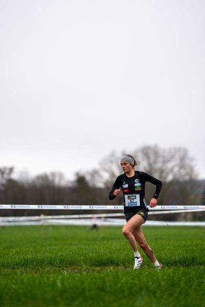 Alina Reh (SCC Berlin) am 18.12.2021 waehrend der deutschen Cross Meisterschaft 2021 in Sonsbeck