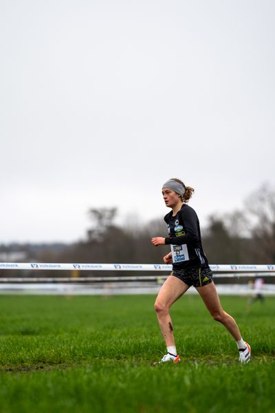 Alina Reh (SCC Berlin) am 18.12.2021 waehrend der deutschen Cross Meisterschaft 2021 in Sonsbeck