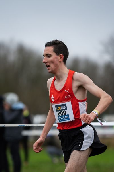 Yannick Schoenfeldt (LG Olympia Dortmund) am 18.12.2021 waehrend der deutschen Cross Meisterschaft 2021 in Sonsbeck