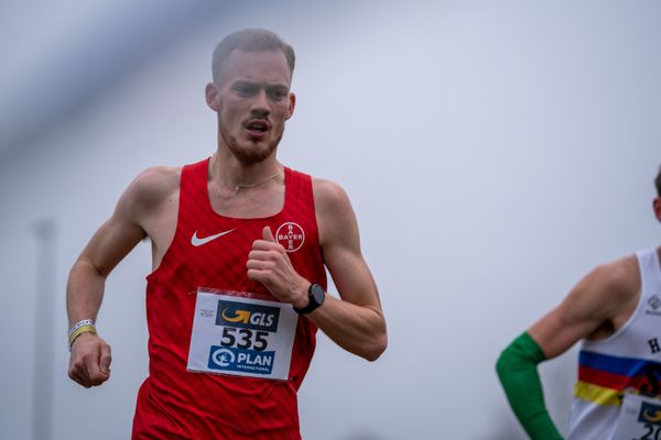 Jonathan Dahlke (TSV Bayer 04 Leverkusen) am 18.12.2021 waehrend der deutschen Cross Meisterschaft 2021 in Sonsbeck