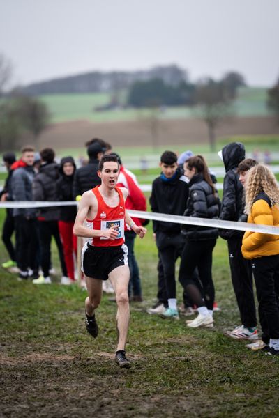 Yannick Schoenfeldt (LG Olympia Dortmund) am 18.12.2021 waehrend der deutschen Cross Meisterschaft 2021 in Sonsbeck