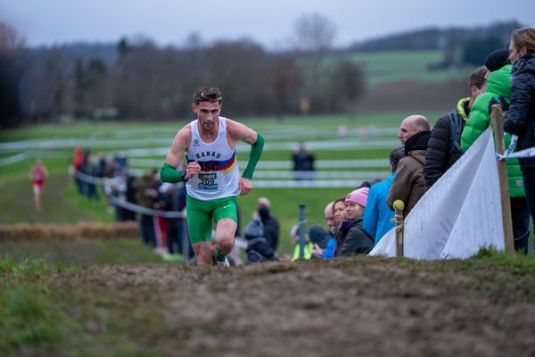 Davor Aaron Bienenfeld (SSC Hanau-Rodenbach) am 18.12.2021 waehrend der deutschen Cross Meisterschaft 2021 in Sonsbeck