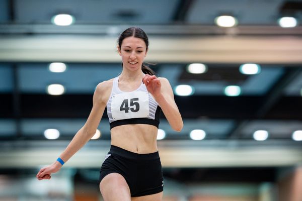 Sophia Ludwig (Hannover 96); Niedersaechsische Hallenmeisterschaften am 22.01.2022 in der Leichtathletikhalle im Sportleistungszentrum Hannover