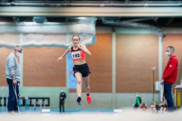 Fenja Klaus (TSV Asendorf); Niedersaechsische Hallenmeisterschaften am 22.01.2022 in der Leichtathletikhalle im Sportleistungszentrum Hannover