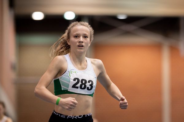 Nele Jaworski (VfL Wolfsburg); Niedersaechsische Hallenmeisterschaften am 23.01.2022 in der Leichtathletikhalle im Sportleistungszentrum Hannover