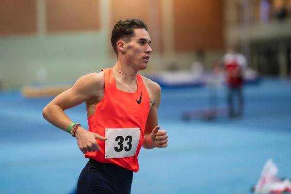 Felix Ebel (Emder Laufgemeinschaft); Niedersaechsische Hallenmeisterschaften am 23.01.2022 in der Leichtathletikhalle im Sportleistungszentrum Hannover